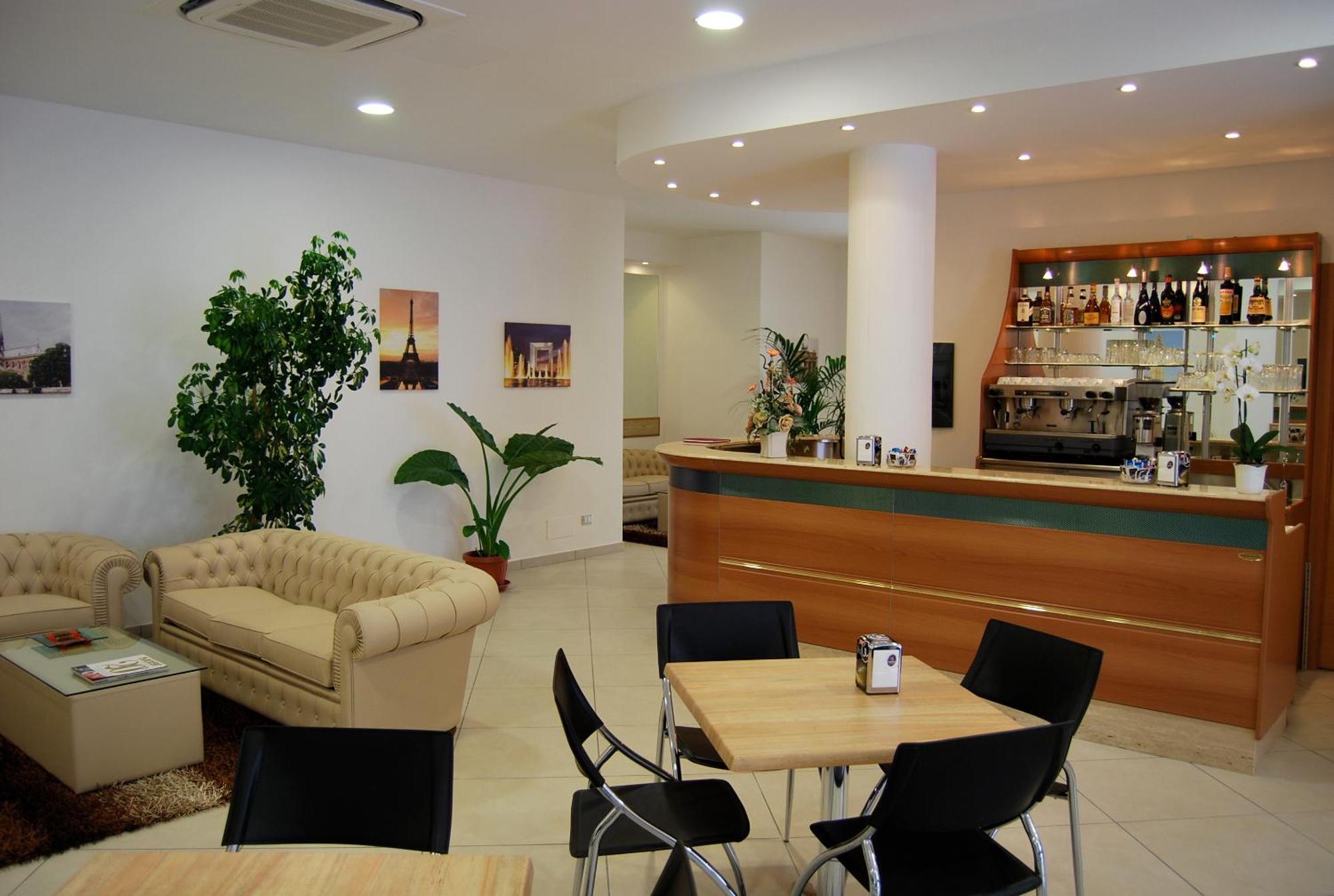 Hotel Europa Nereto Екстер'єр фото